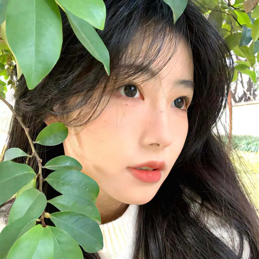 凶手就在我们中间海报
