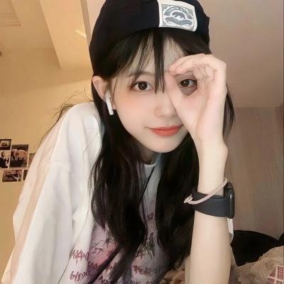 女人是恶魔海报